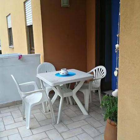 Il Gabbiano Apartment *