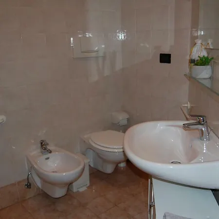 Il Gabbiano Apartment *